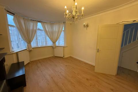 undefined, Dollis Road, London NW7