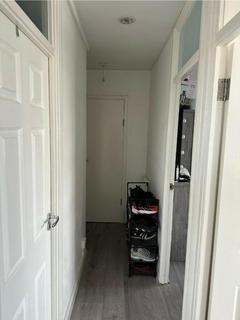 1 bedroom in a flat share to rent, Loxford Road, Barking IG11
