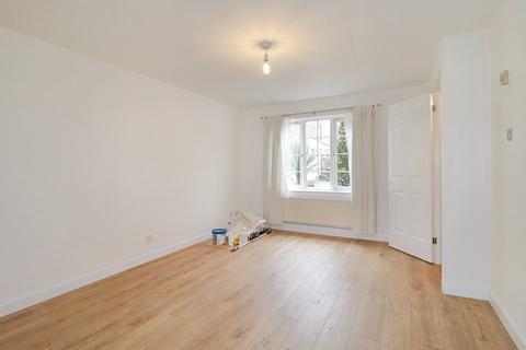 undefined, Shaw Drive, Walton-on-Thames KT12