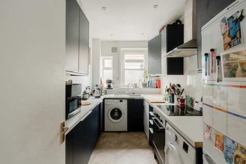 undefined, Bristol BS6