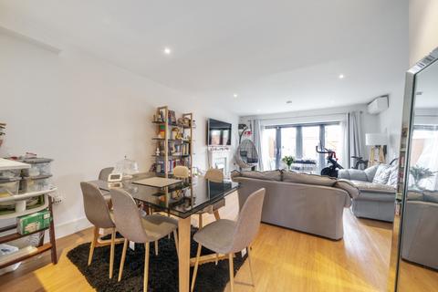 3 bedroom house to rent, Zion Place, Thornton Heath, CR7