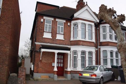 2 bedroom maisonette to rent, Vivian Avenue, Hendon, NW4