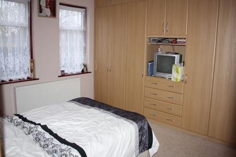 2 bedroom maisonette to rent, Vivian Avenue, Hendon, NW4