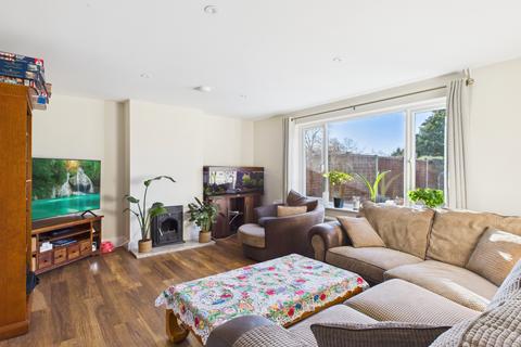 3 bedroom terraced house for sale, Woolford Way, Basingstoke, RG23