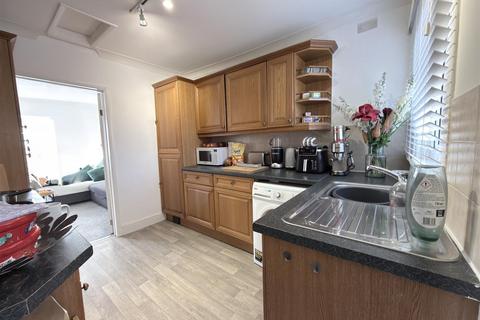 1 bedroom flat to rent, Sussex Road, Haywards Heath