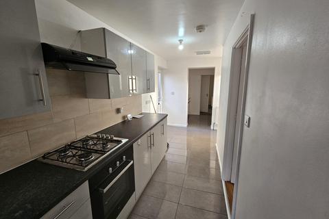 2 bedroom flat to rent, Waterside Close, Bordesley Green B9