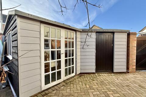 3 bedroom detached house for sale, Flintwich Manor, Newland Spring, Chelmsford