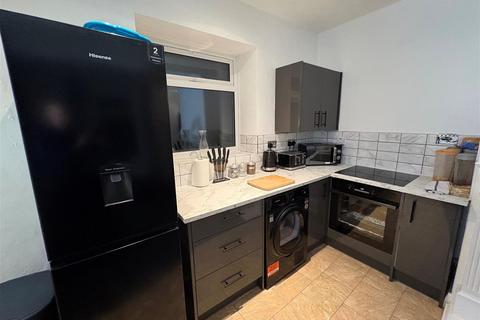 undefined, Park Grove, Queensbury