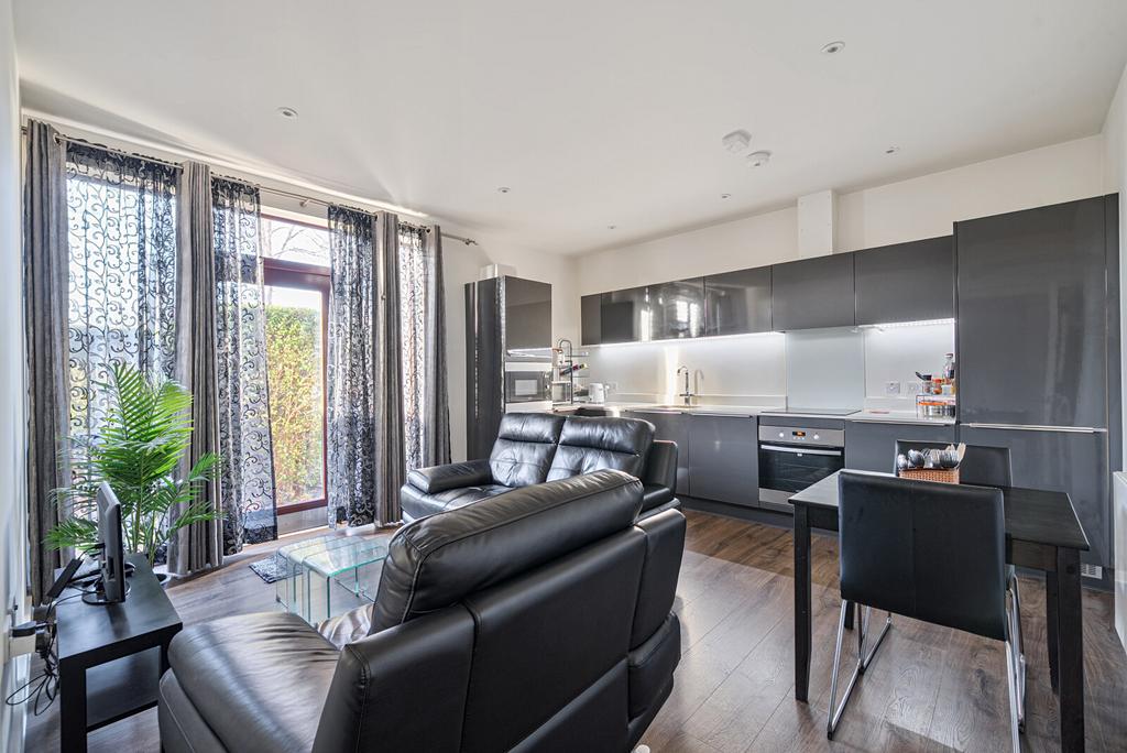 Kitchen/Sitting Room
