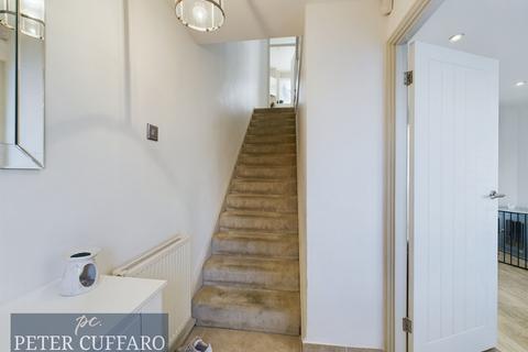 undefined, Champions Way, Hoddesdon EN11