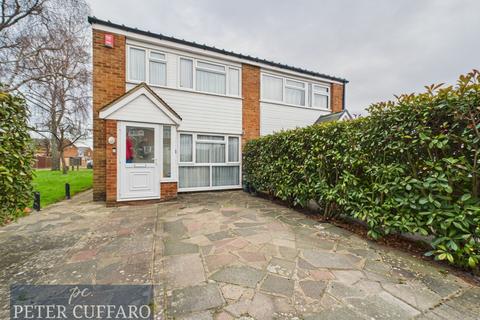 undefined, Wallers Way, Hoddesdon EN11