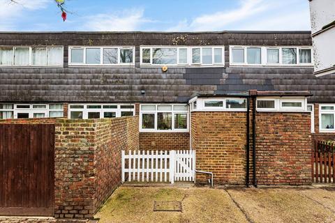 4 bedroom terraced house to rent, Prague Place, London SW2