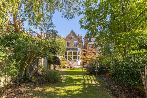 5 bedroom semi-detached house for sale, Calton Avenue, London, SE21