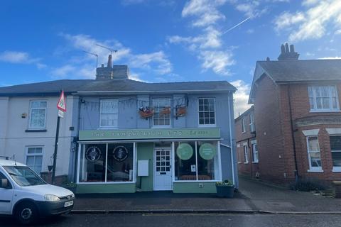 Office to rent - 90 High St Kelvedon CO5 9AA