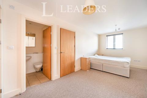 2 bedroom flat to rent, The Roundhouse, Gunwharf Quays, Portsmouth, PO1