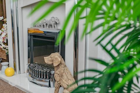 3 bedroom end of terrace house for sale, Ellesmere Street, Manchester M29