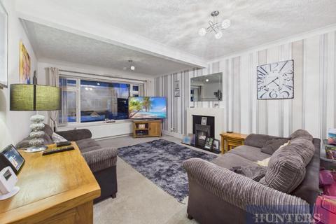 3 bedroom semi-detached house for sale, Beverley Close, Cayton, Scarborough