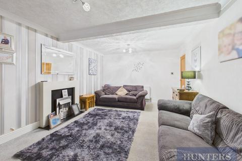 3 bedroom semi-detached house for sale, Beverley Close, Cayton, Scarborough