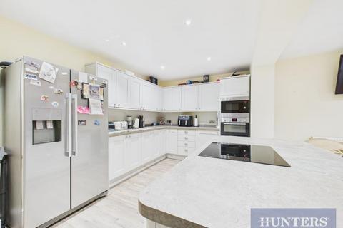 3 bedroom semi-detached house for sale, Beverley Close, Cayton, Scarborough