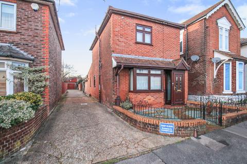 undefined, Ivy Road, Southampton SO17