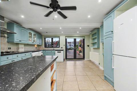 undefined, Ivy Road, Southampton SO17