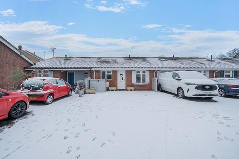 2 bedroom bungalow for sale, Belsay, Toothill, Swindon, SN5 8HD