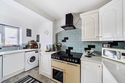2 bedroom bungalow for sale, Belsay, Toothill, Swindon, SN5 8HD