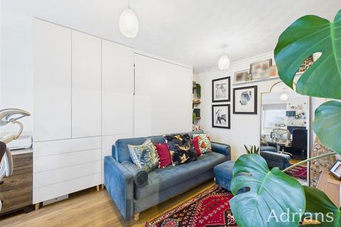 undefined, Darnay Rise, Chelmsford