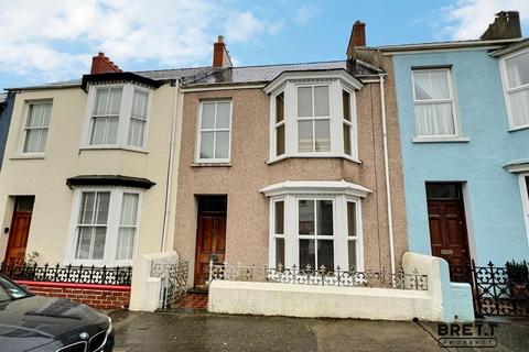 2 bedroom terraced house to rent, 5 Argyle Street, Pembroke Dock, Pembrokeshire. SA72 6HL
