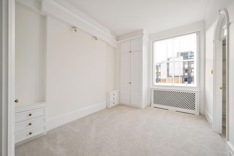 2 bedroom flat to rent, Ennismore Gardens, London, SW7