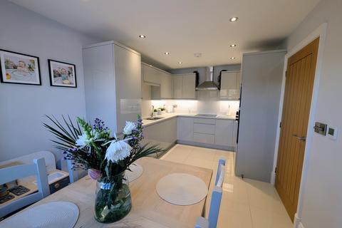 3 bedroom semi-detached house for sale, Green Lane, Romiley