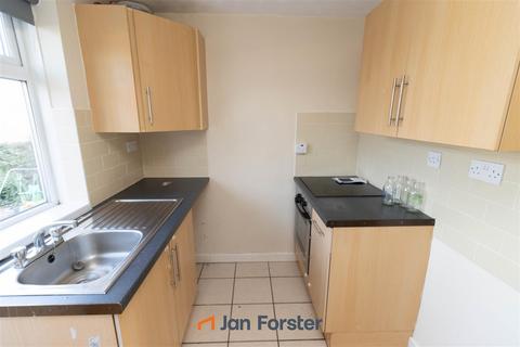 2 bedroom ground floor flat for sale, Skelton Court, Newcastle Upon Tyne