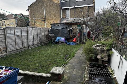 3 bedroom terraced house for sale, Lansdowne Road, London