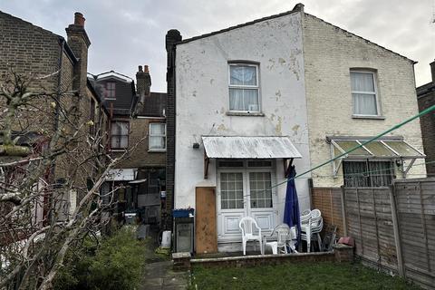 3 bedroom terraced house for sale, Lansdowne Road, London