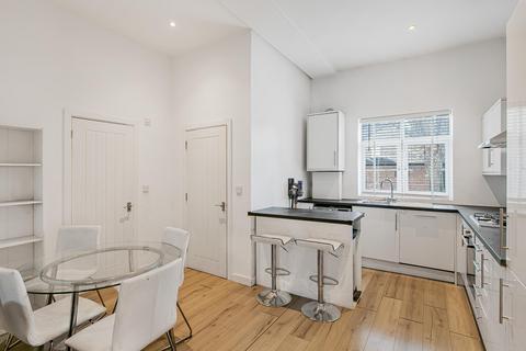 undefined, Clifton Road, Isleworth, TW7