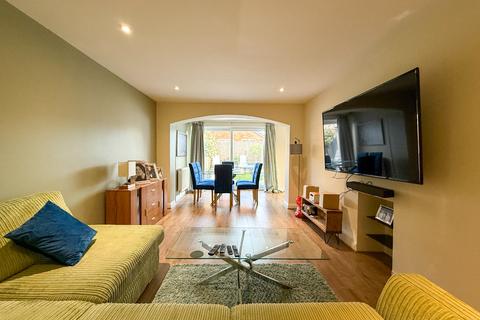 4 bedroom semi-detached bungalow for sale, Fortfield Road, Bristol BS14