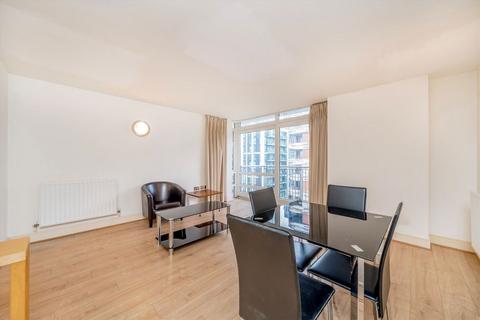 1 bedroom flat to rent, Cassilis Road, London E14