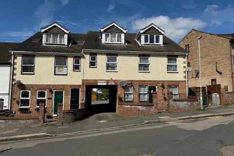 undefined, Flat 6, Ryans Court, 151/153 Ridgway Road, Luton, Bedfordshire LU2 7RS