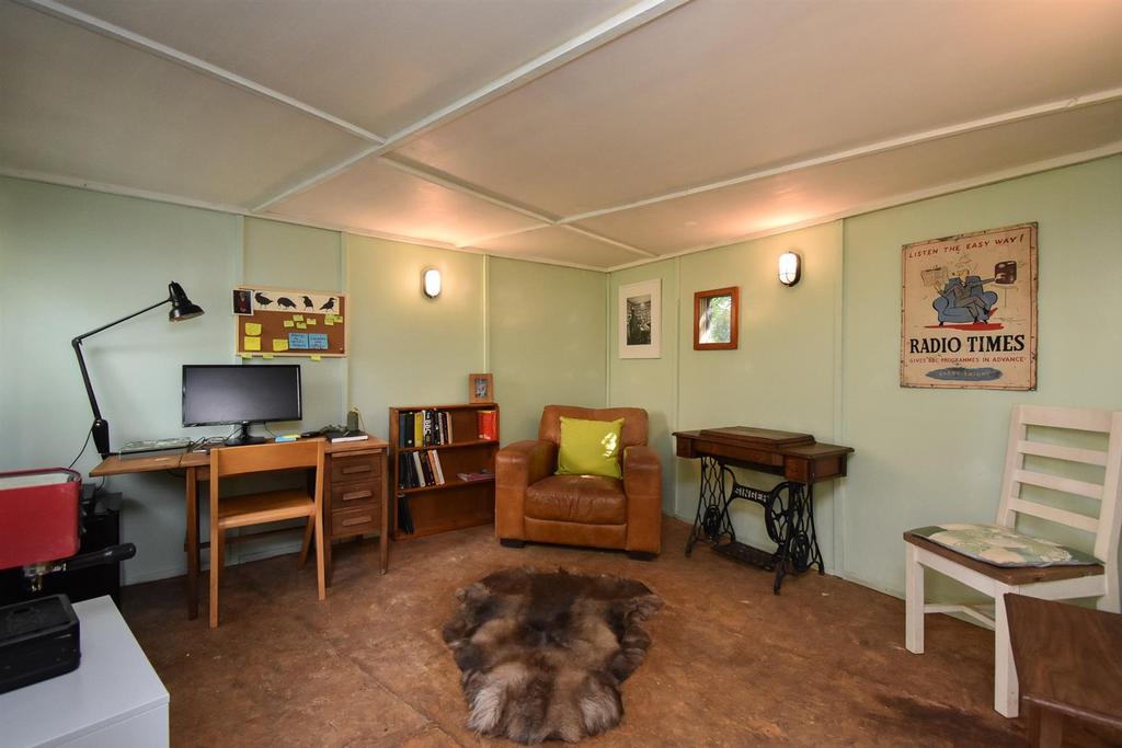 Garden studio