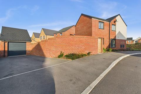 4 bedroom detached house for sale, Ten Acres Close, Hutton , Weston-Super-Mare, BS24