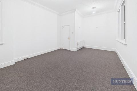 2 bedroom flat to rent, Bridge Road, Southampton
