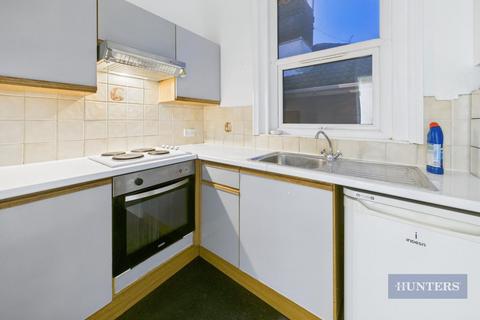 2 bedroom flat to rent, Bridge Road, Southampton