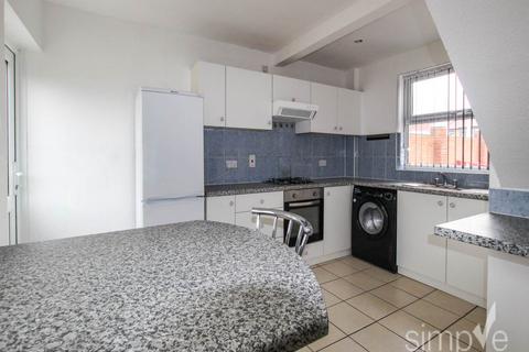 2 bedroom house to rent, Coldharbour Lane, Hayes, Middlesex