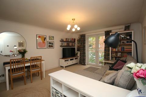 1 bedroom apartment for sale, Porchfield Square, Manchester M3