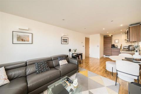 1 bedroom flat to rent, Grange Road, London SE1