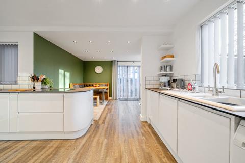 undefined, Wharfedale, Wollaton NG8