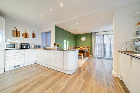 4 bedroom terraced house for sale, Wharfedale, Wollaton NG8