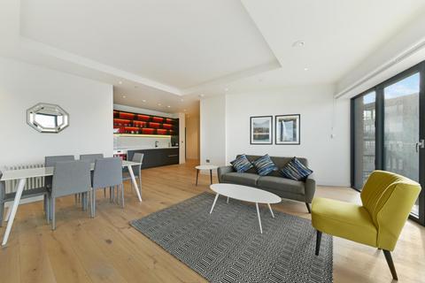 3 bedroom apartment to rent, Modena House, London City Island, London, E14