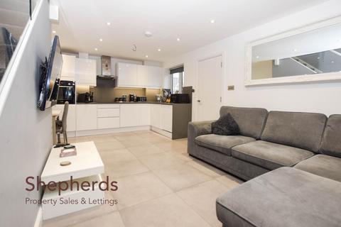 undefined, Helens Gate, Cheshunt EN8
