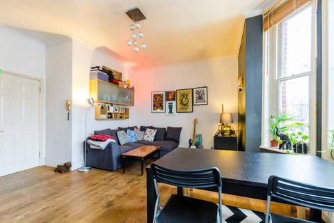 2 bedroom flat to rent, Coldharbour Lane, Camberwell, London, SE5